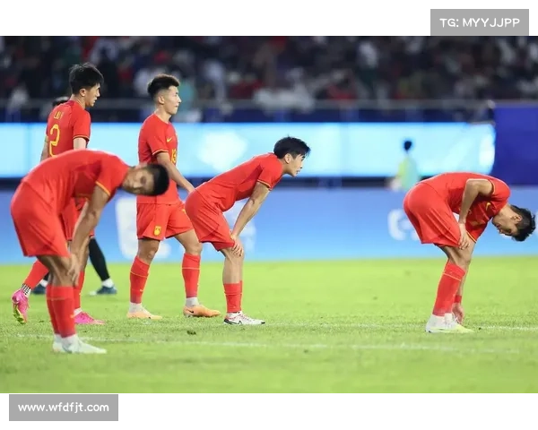 如何通过实际行动支持国足在杭州之行中的表现与发展